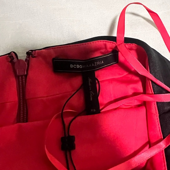 BCBG dress Satin like material - Picture 3 of 5